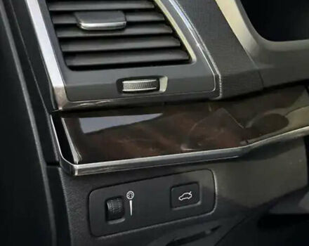 Белый Вольво ХС90, объемом двигателя 1.97 л и пробегом 140 тыс. км за 36900 $, фото 9 на Automoto.ua