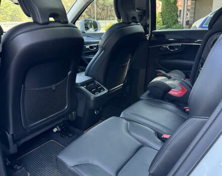 Белый Вольво ХС90, объемом двигателя 1.97 л и пробегом 78 тыс. км за 40000 $, фото 10 на Automoto.ua