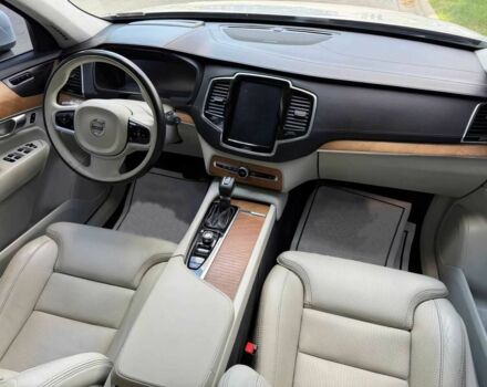 Вольво ХС90 2019 в Киеве на Automoto.ua Белый Вольво ХС90, объемом двигателя 2 л и пробегом 47 тыс. км за 14000 $, фото 11 на Automoto.ua