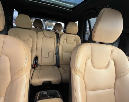 Белый Вольво ХС90, объемом двигателя 2 л и пробегом 160 тыс. км за 17000 $, фото 1 на Automoto.ua