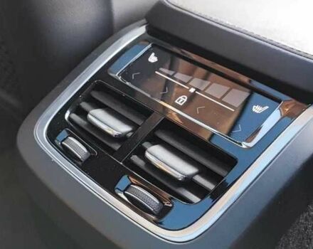 Белый Вольво ХС90, объемом двигателя 0 л и пробегом 89 тыс. км за 28900 $, фото 17 на Automoto.ua