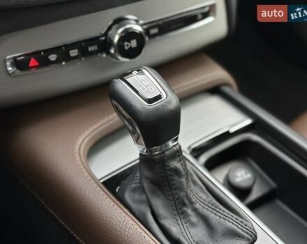 Белый Вольво ХС90, объемом двигателя 1.97 л и пробегом 153 тыс. км за 29999 $, фото 37 на Automoto.ua