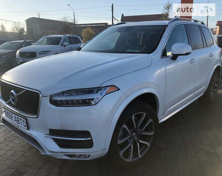 Белый Вольво ХС90, объемом двигателя 2 л и пробегом 33 тыс. км за 39900 $, фото 1 на Automoto.ua