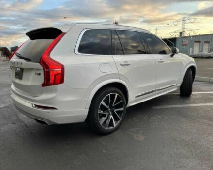 Білий Вольво ХС90, об'ємом двигуна 2 л та пробігом 41 тис. км за 19000 $, фото 4 на Automoto.ua