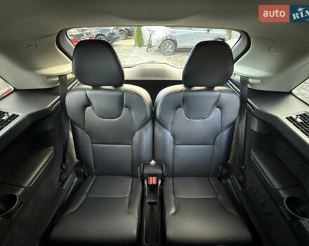 Вольво ХС90 2019 в Черновцах на Automoto.ua Белый Вольво ХС90, объемом двигателя 2 л и пробегом 132 тыс. км за 33300 $, фото 18 на Automoto.ua