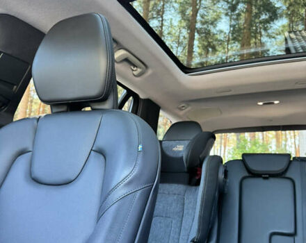 Белый Вольво ХС90, объемом двигателя 1.97 л и пробегом 78 тыс. км за 40000 $, фото 13 на Automoto.ua