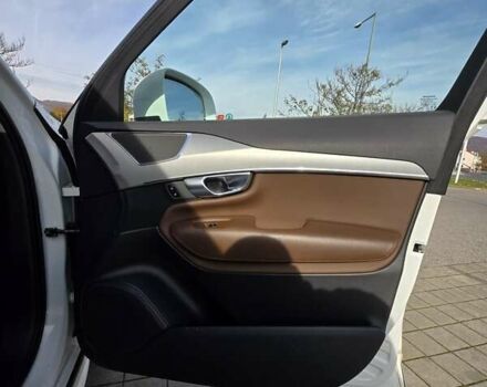 Белый Вольво ХС90, объемом двигателя 1.97 л и пробегом 151 тыс. км за 35500 $, фото 25 на Automoto.ua