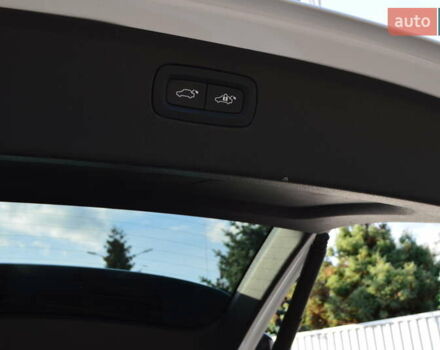 Белый Вольво ХС90, объемом двигателя 1.97 л и пробегом 102 тыс. км за 41000 $, фото 36 на Automoto.ua