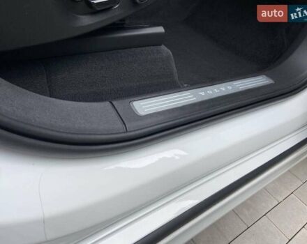 Білий Вольво ХС90, об'ємом двигуна 1.97 л та пробігом 305 тис. км за 31000 $, фото 27 на Automoto.ua