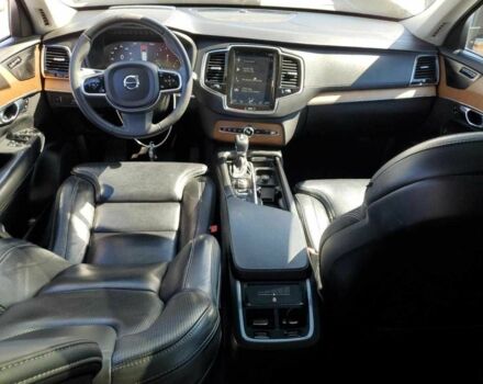 Белый Вольво ХС90, объемом двигателя 0 л и пробегом 118 тыс. км за 9500 $, фото 7 на Automoto.ua