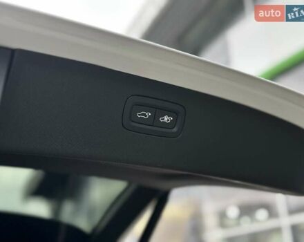 Белый Вольво ХС90, объемом двигателя 1.97 л и пробегом 153 тыс. км за 29999 $, фото 41 на Automoto.ua