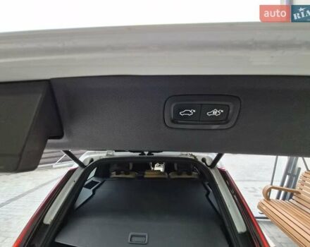 Білий Вольво ХС90, об'ємом двигуна 1.97 л та пробігом 105 тис. км за 41555 $, фото 12 на Automoto.ua