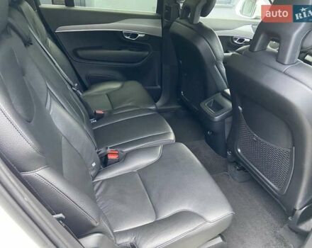 Білий Вольво ХС90, об'ємом двигуна 1.97 л та пробігом 305 тис. км за 31000 $, фото 23 на Automoto.ua