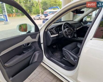 Білий Вольво ХС90, об'ємом двигуна 1.97 л та пробігом 80 тис. км за 31500 $, фото 12 на Automoto.ua