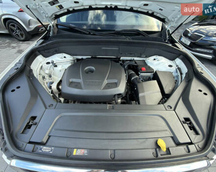 Вольво ХС90 2019 в Черновцах на Automoto.ua Белый Вольво ХС90, объемом двигателя 2 л и пробегом 132 тыс. км за 33300 $, фото 78 на Automoto.ua