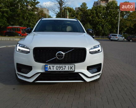 Белый Вольво ХС90, объемом двигателя 1.97 л и пробегом 102 тыс. км за 41000 $, фото 1 на Automoto.ua