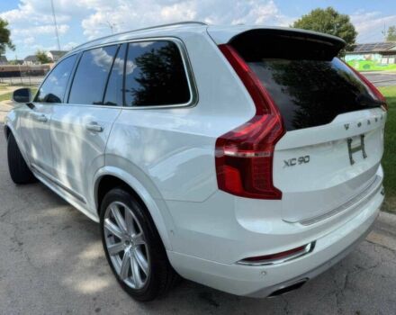 Вольво ХС90 2019 в Киеве на Automoto.ua Белый Вольво ХС90, объемом двигателя 2 л и пробегом 47 тыс. км за 14000 $, фото 4 на Automoto.ua