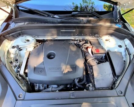 Білий Вольво ХС90, об'ємом двигуна 2 л та пробігом 109 тис. км за 34500 $, фото 6 на Automoto.ua