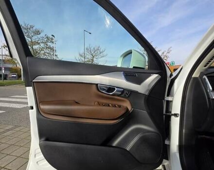 Белый Вольво ХС90, объемом двигателя 1.97 л и пробегом 151 тыс. км за 35500 $, фото 22 на Automoto.ua