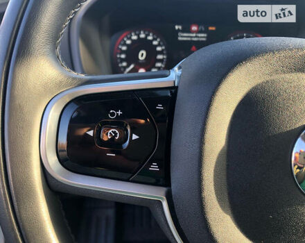 Белый Вольво ХС90, объемом двигателя 2 л и пробегом 33 тыс. км за 39900 $, фото 23 на Automoto.ua