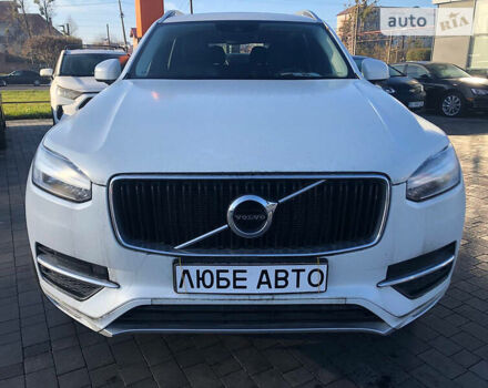 Белый Вольво ХС90, объемом двигателя 2 л и пробегом 33 тыс. км за 39900 $, фото 2 на Automoto.ua