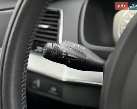 Белый Вольво ХС90, объемом двигателя 1.97 л и пробегом 153 тыс. км за 29999 $, фото 26 на Automoto.ua