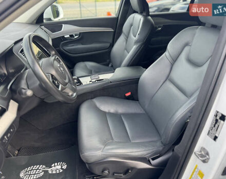 Білий Вольво ХС90, об'ємом двигуна 1.97 л та пробігом 30 тис. км за 35999 $, фото 8 на Automoto.ua