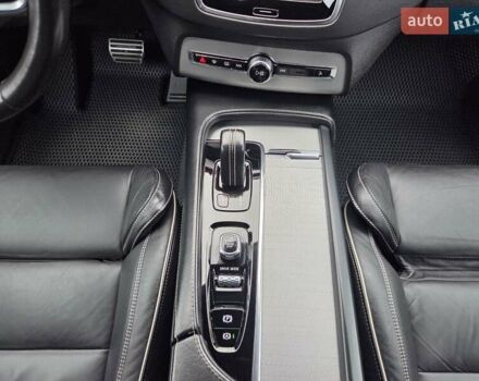 Белый Вольво ХС90, объемом двигателя 1.97 л и пробегом 117 тыс. км за 45500 $, фото 17 на Automoto.ua