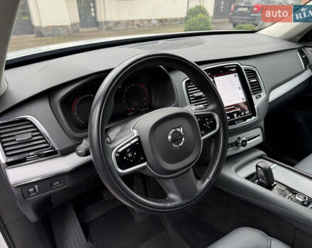 Белый Вольво ХС90, объемом двигателя 2 л и пробегом 145 тыс. км за 38400 $, фото 90 на Automoto.ua