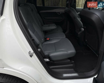 Белый Вольво ХС90, объемом двигателя 2 л и пробегом 145 тыс. км за 38400 $, фото 151 на Automoto.ua