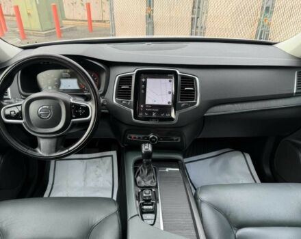 Белый Вольво ХС90, объемом двигателя 2 л и пробегом 32 тыс. км за 14000 $, фото 5 на Automoto.ua