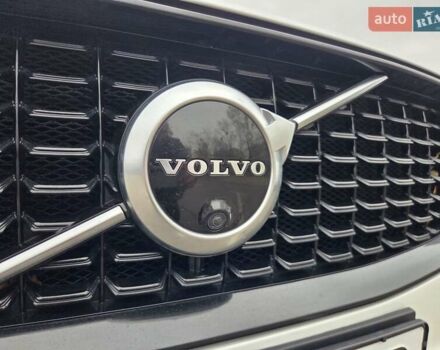 Белый Вольво ХС90, объемом двигателя 1.97 л и пробегом 117 тыс. км за 45500 $, фото 9 на Automoto.ua