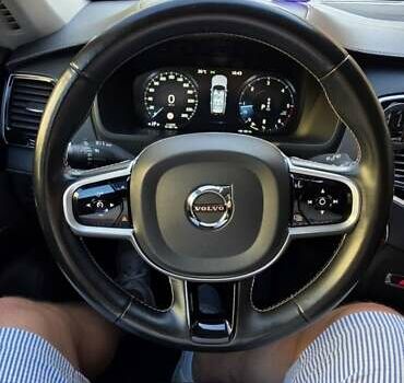 Вольво ХС90 2020 в Черновцах на Automoto.ua Белый Вольво ХС90, объемом двигателя 2 л и пробегом 111 тыс. км за 44000 $, фото 1 на Automoto.ua