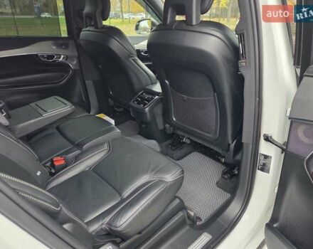 Белый Вольво ХС90, объемом двигателя 1.97 л и пробегом 117 тыс. км за 45500 $, фото 35 на Automoto.ua