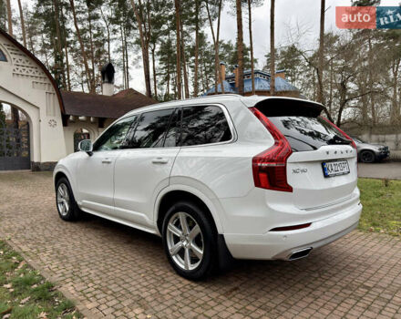 Белый Вольво ХС90, объемом двигателя 2 л и пробегом 145 тыс. км за 38400 $, фото 39 на Automoto.ua