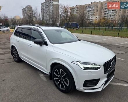 Белый Вольво ХС90, объемом двигателя 1.97 л и пробегом 117 тыс. км за 45500 $, фото 8 на Automoto.ua