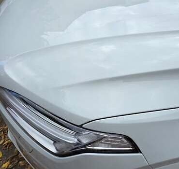 Вольво ХС90 2020 в Черновцах на Automoto.ua Белый Вольво ХС90, объемом двигателя 2 л и пробегом 111 тыс. км за 44000 $, фото 3 на Automoto.ua