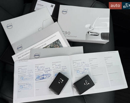 Белый Вольво ХС90, объемом двигателя 2 л и пробегом 145 тыс. км за 38400 $, фото 184 на Automoto.ua