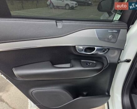 Белый Вольво ХС90, объемом двигателя 1.97 л и пробегом 117 тыс. км за 45500 $, фото 41 на Automoto.ua