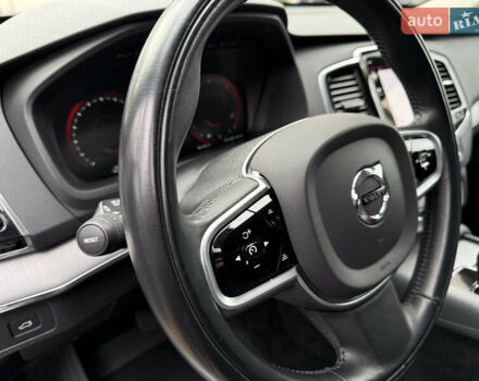 Белый Вольво ХС90, объемом двигателя 2 л и пробегом 145 тыс. км за 38400 $, фото 91 на Automoto.ua