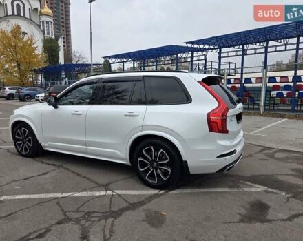 Белый Вольво ХС90, объемом двигателя 1.97 л и пробегом 117 тыс. км за 45500 $, фото 2 на Automoto.ua