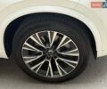 Белый Вольво ХС90, объемом двигателя 1.97 л и пробегом 125 тыс. км за 30000 $, фото 9 на Automoto.ua