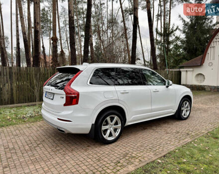 Белый Вольво ХС90, объемом двигателя 2 л и пробегом 145 тыс. км за 38400 $, фото 51 на Automoto.ua