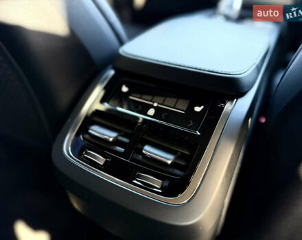 Белый Вольво ХС90, объемом двигателя 1.97 л и пробегом 105 тыс. км за 43500 $, фото 49 на Automoto.ua