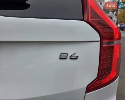 Белый Вольво ХС90, объемом двигателя 1.97 л и пробегом 117 тыс. км за 45500 $, фото 12 на Automoto.ua