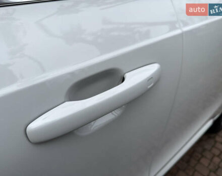 Белый Вольво ХС90, объемом двигателя 2 л и пробегом 145 тыс. км за 38400 $, фото 34 на Automoto.ua