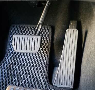 Вольво ХС90 2020 в Черновцах на Automoto.ua Белый Вольво ХС90, объемом двигателя 2 л и пробегом 111 тыс. км за 44000 $, фото 7 на Automoto.ua