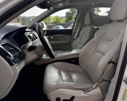 Білий Вольво ХС90, об'ємом двигуна 2 л та пробігом 82 тис. км за 38500 $, фото 22 на Automoto.ua