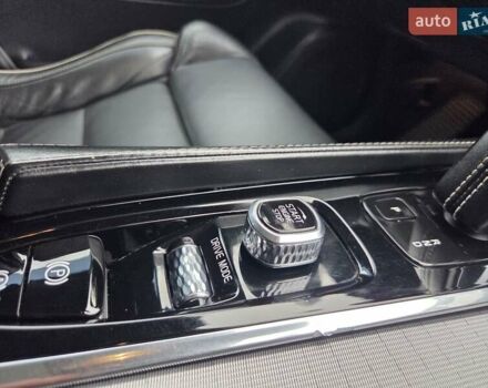 Белый Вольво ХС90, объемом двигателя 1.97 л и пробегом 117 тыс. км за 45500 $, фото 42 на Automoto.ua