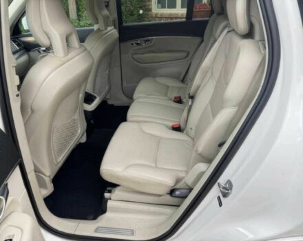 Белый Вольво ХС90, объемом двигателя 2 л и пробегом 35 тыс. км за 18000 $, фото 9 на Automoto.ua